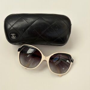 CHANEL Cream and Black Sunglasses